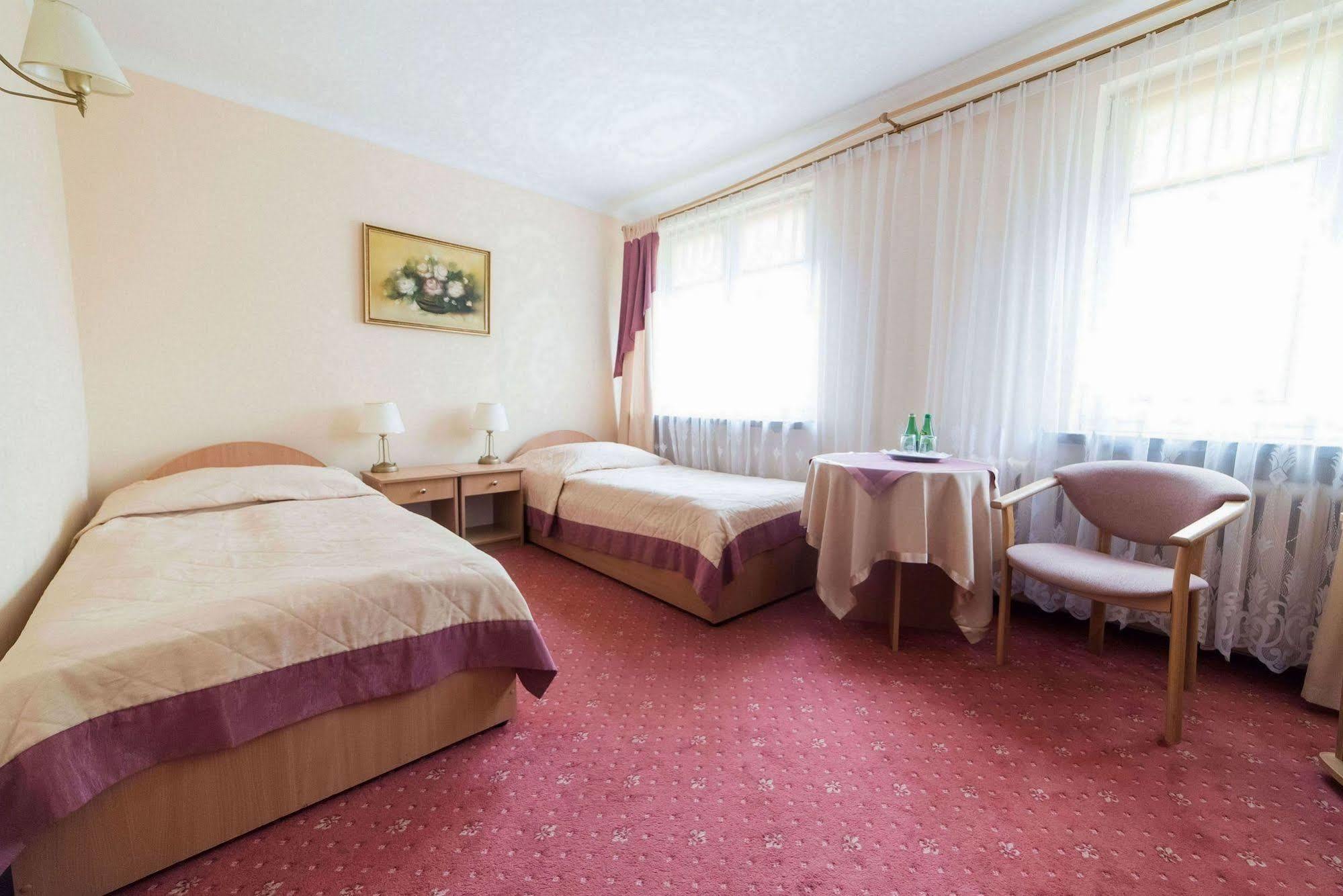 Hotel Huzar Lublin Exterior foto